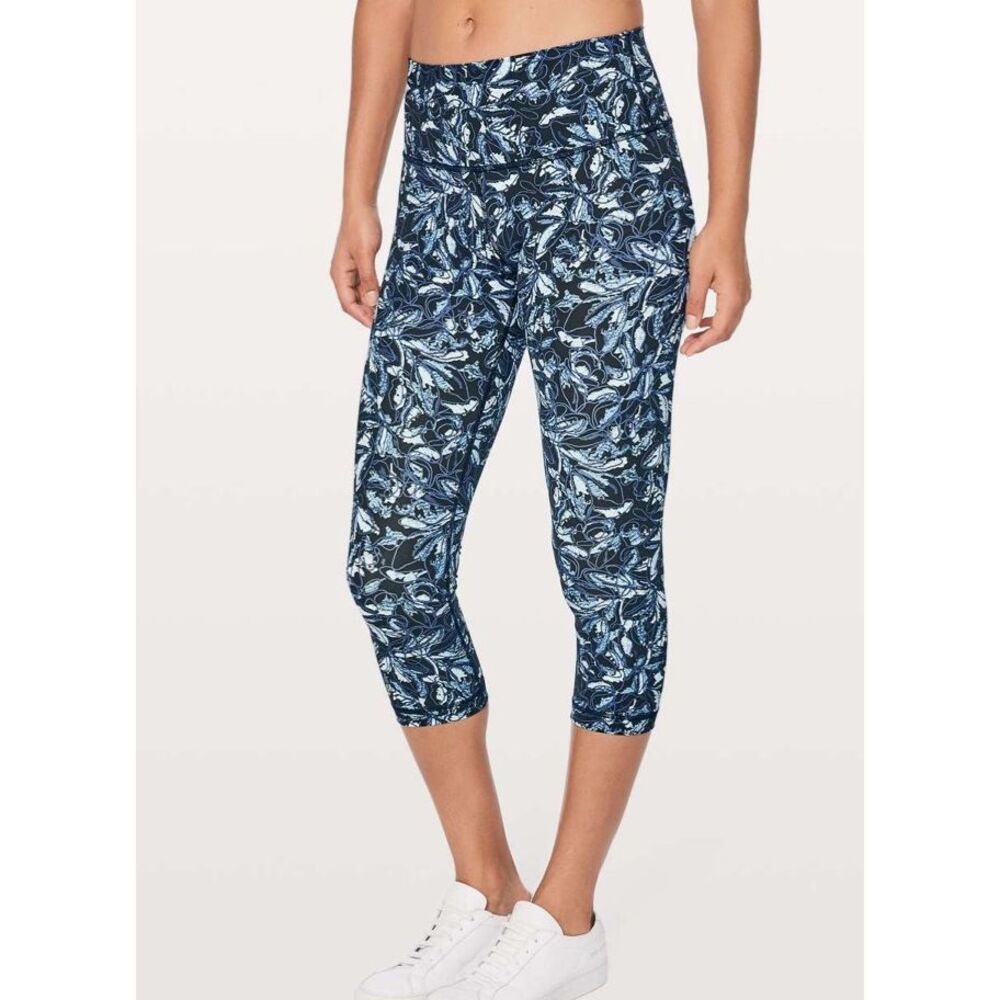 Lululemon Wunder Under Crop 21”